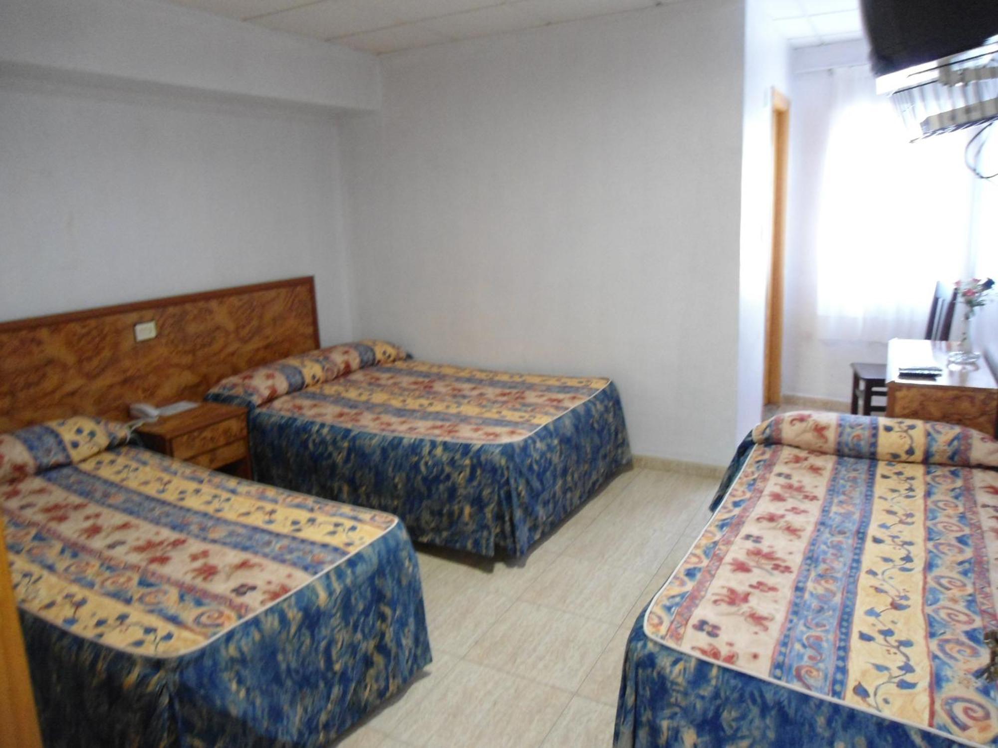 Hotel Trabuco Сантьяго-де-ла-Рібера Екстер'єр фото