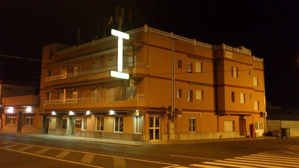 Hotel Trabuco Сантьяго-де-ла-Рібера Екстер'єр фото